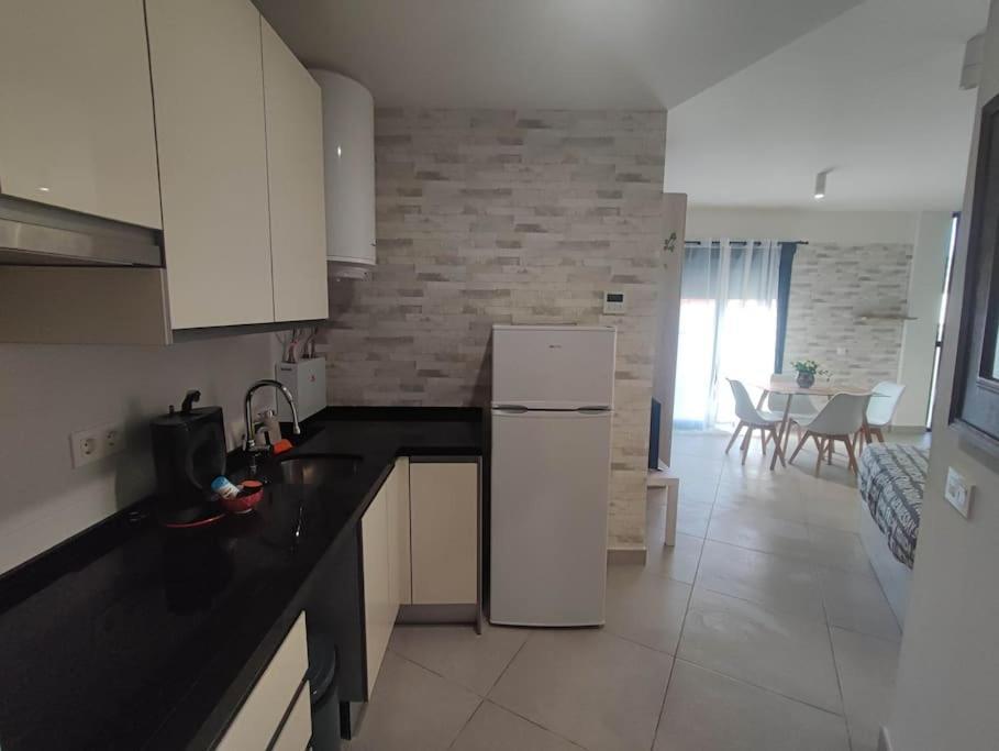 Nuevo Estudio Con Parking Gratis Malaga Luaran gambar