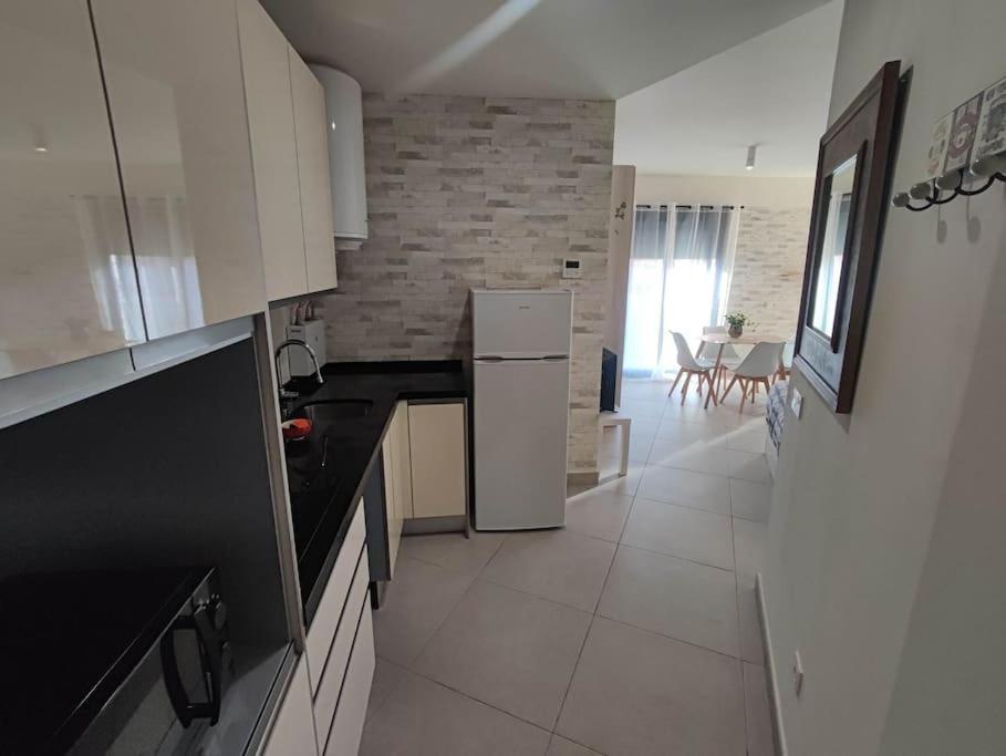 Nuevo Estudio Con Parking Gratis Malaga Luaran gambar