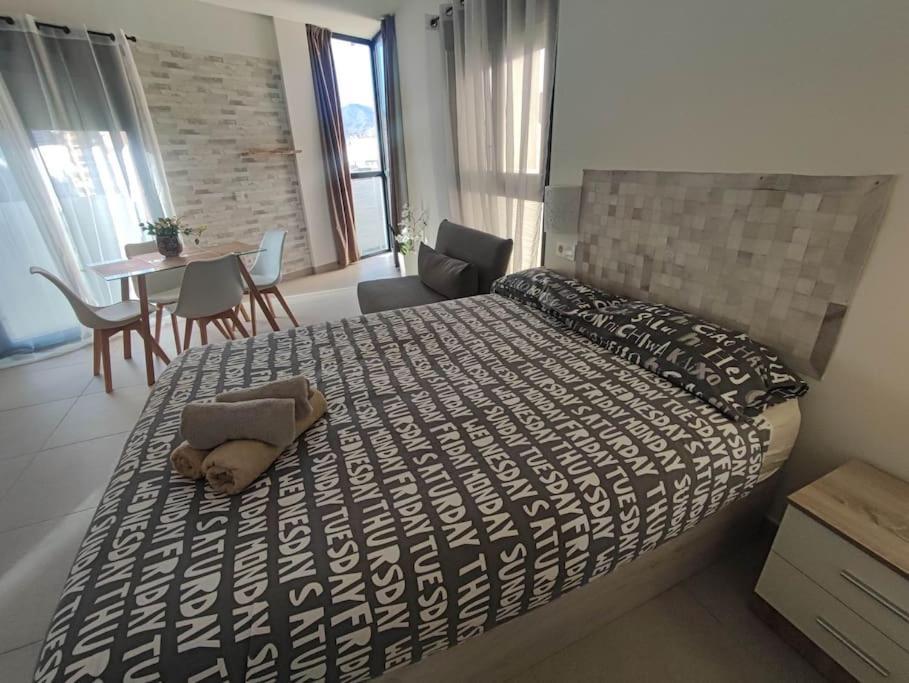 Nuevo Estudio Con Parking Gratis Malaga Luaran gambar